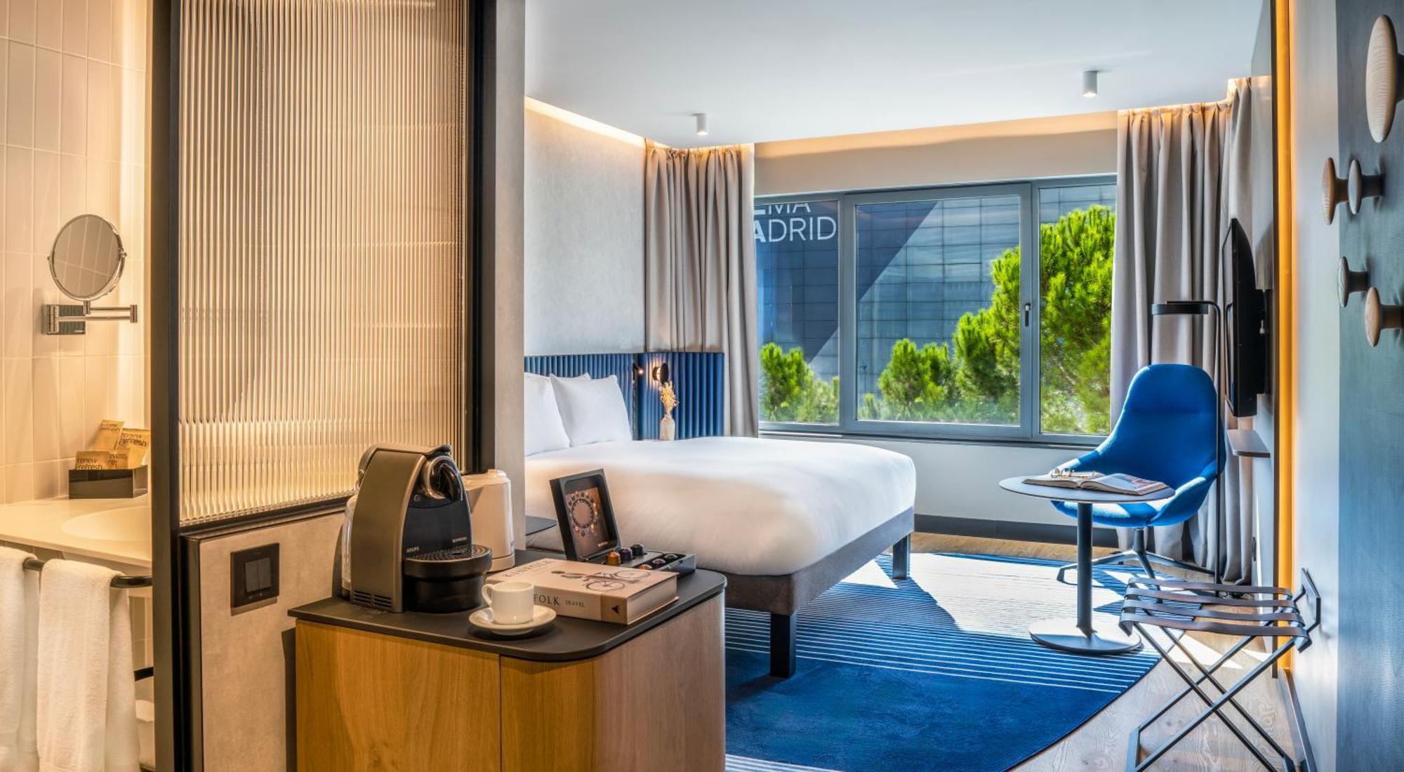 Pullman Madrid Airport & Feria Hotel Exterior foto