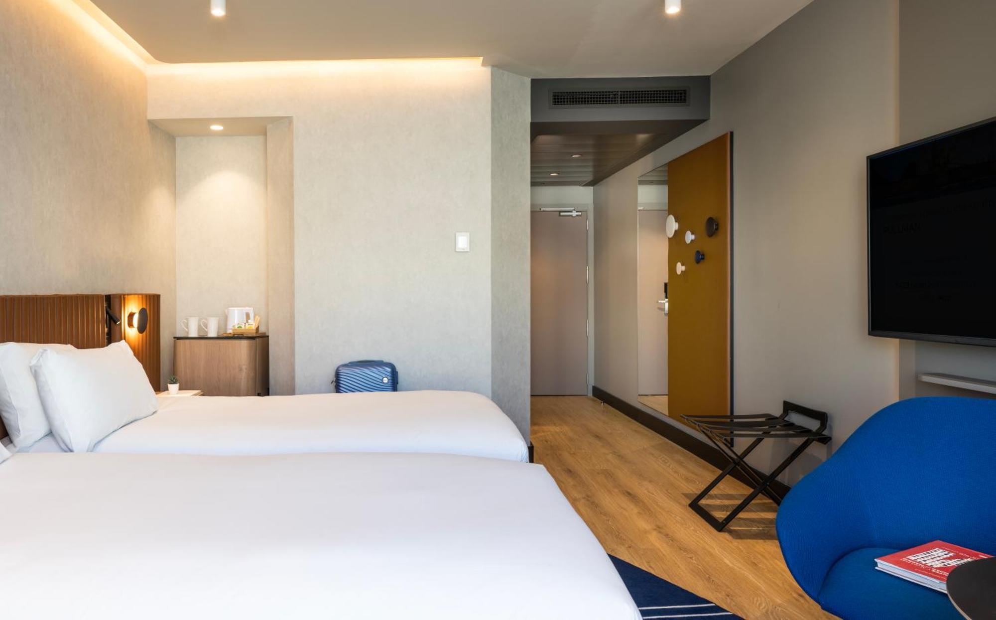 Pullman Madrid Airport & Feria Hotel Exterior foto